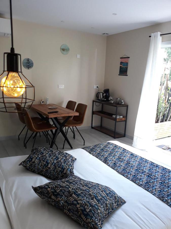 Pey Chambre D Hotes Du Pin Avec Spa Privatif المظهر الخارجي الصورة